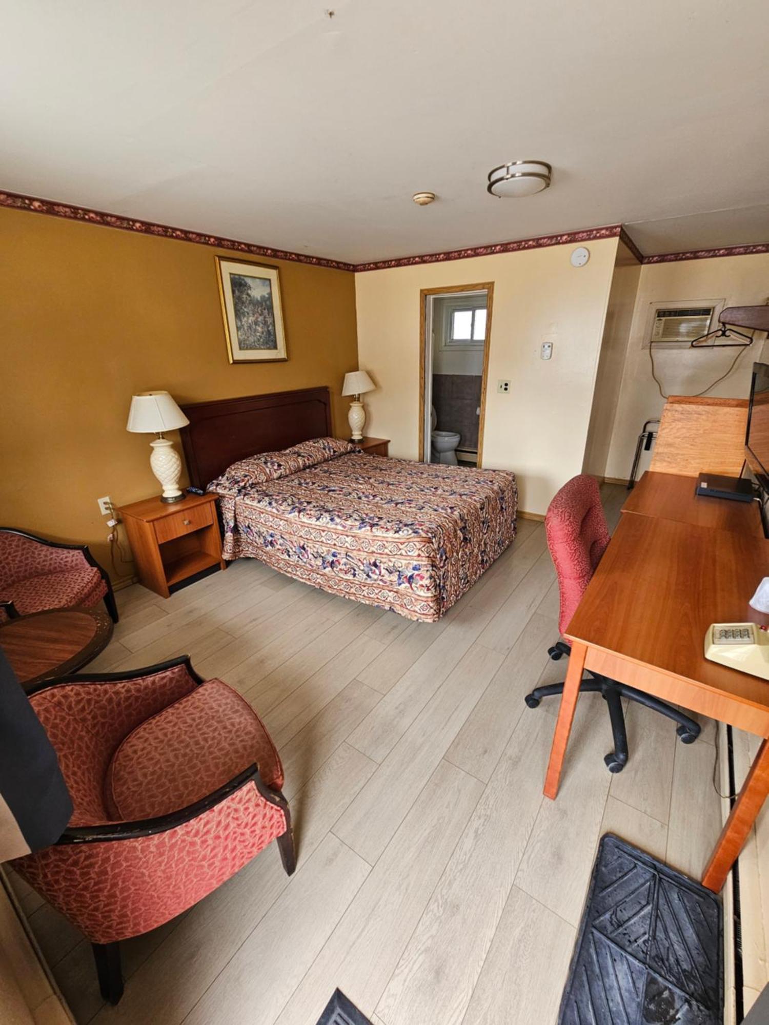 Forest Plaza Motel Mount Forest Εξωτερικό φωτογραφία