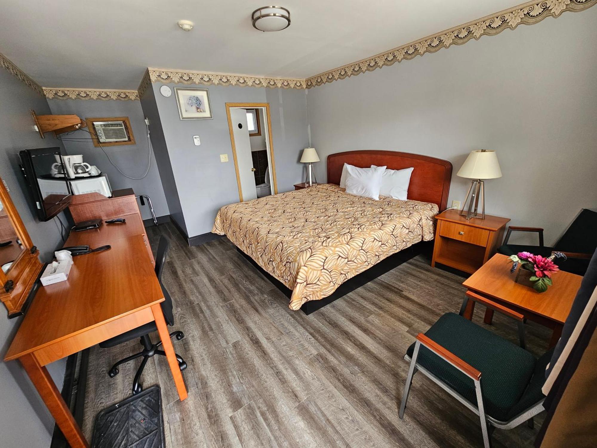 Forest Plaza Motel Mount Forest Εξωτερικό φωτογραφία