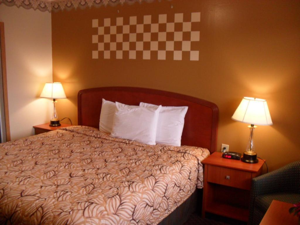 Forest Plaza Motel Mount Forest Εξωτερικό φωτογραφία